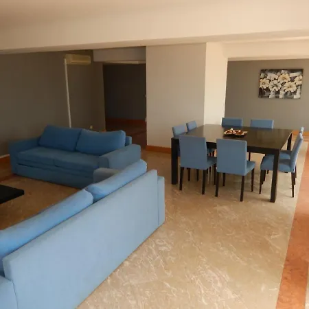 Atlantico Apartamento *
